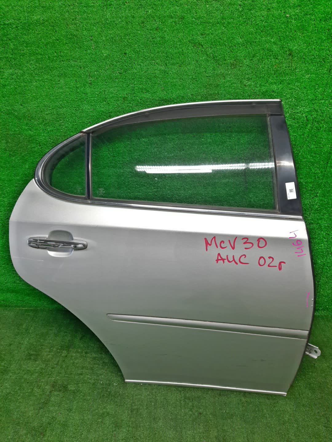 Дверь правая задняя TOYOTA WINDOM MCV30 1464 1 ракурс