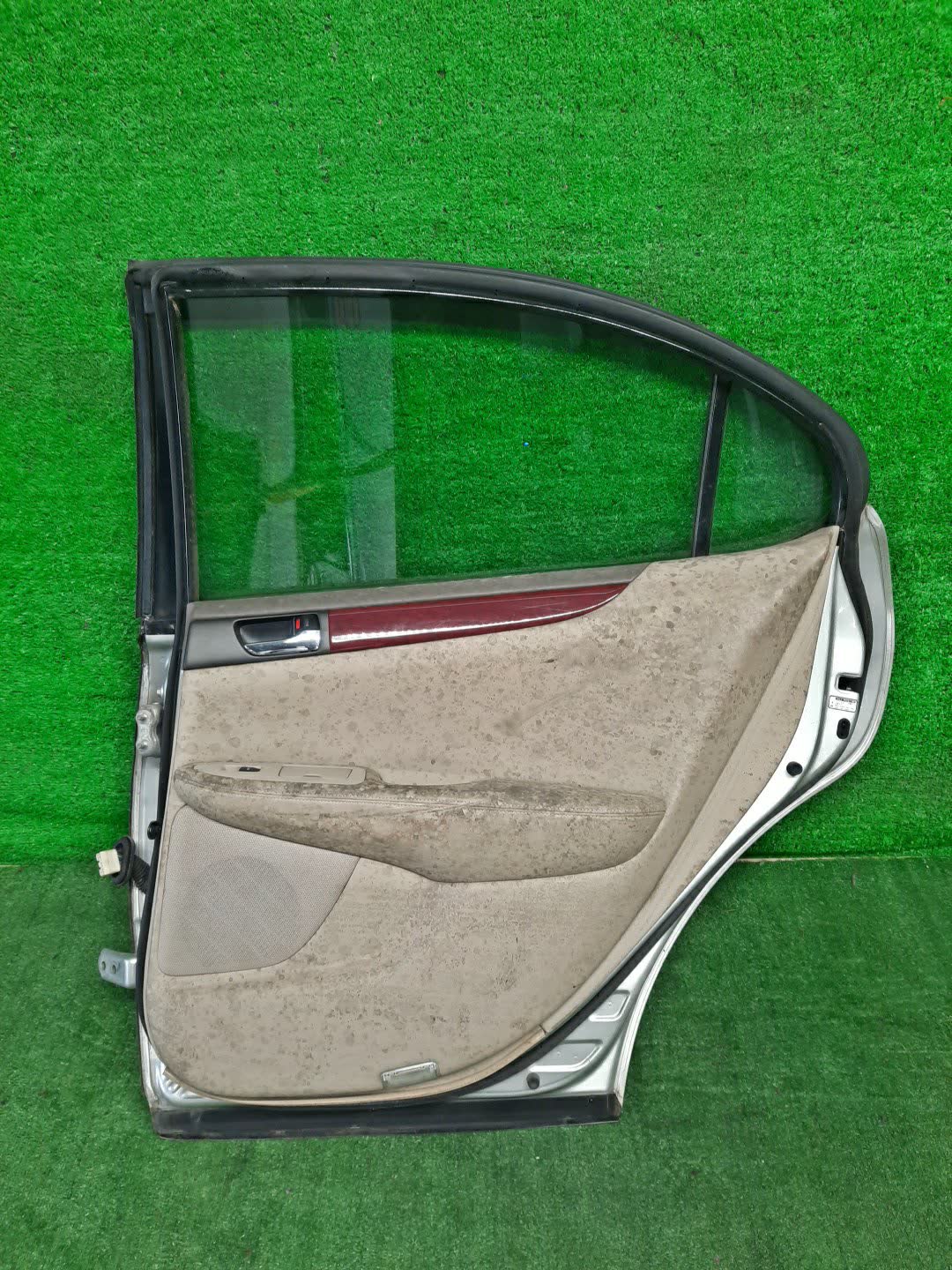 Дверь правая задняя TOYOTA WINDOM MCV30 1464 3 ракурс