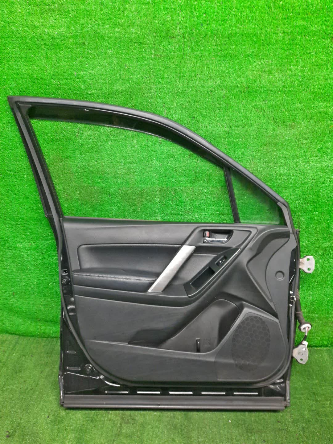 Дверь левая передняя SUBARU FORESTER SJ9, SJ5, SJG 1482 4 ракурс