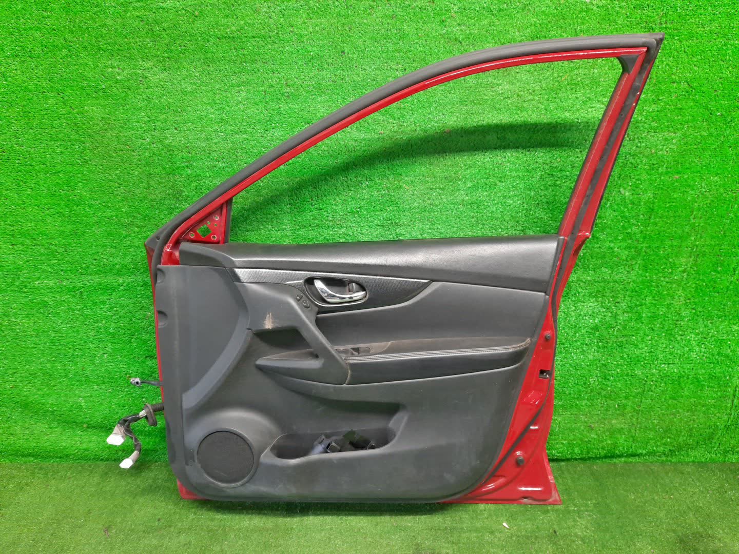 Дверь правая передняя NISSAN X-TRAIL HT32, T32, HNT32, NT32 1694 4 ракурс
