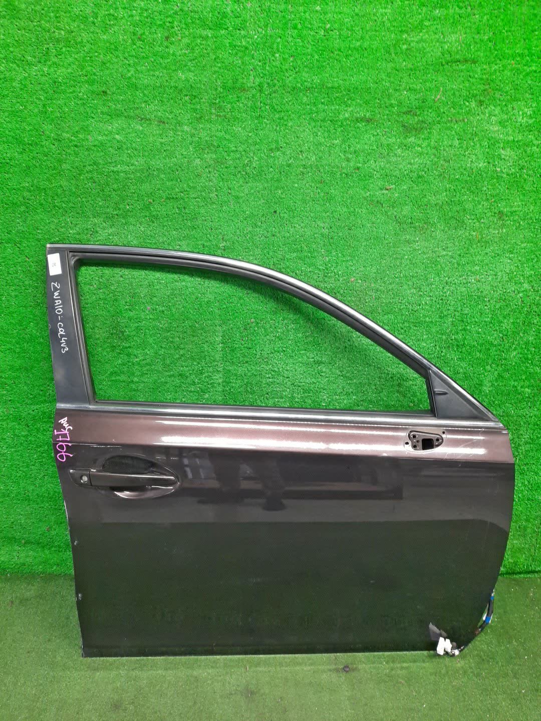 Дверь правая передняя LEXUS CT200H ZWA10 1766 1 ракурс