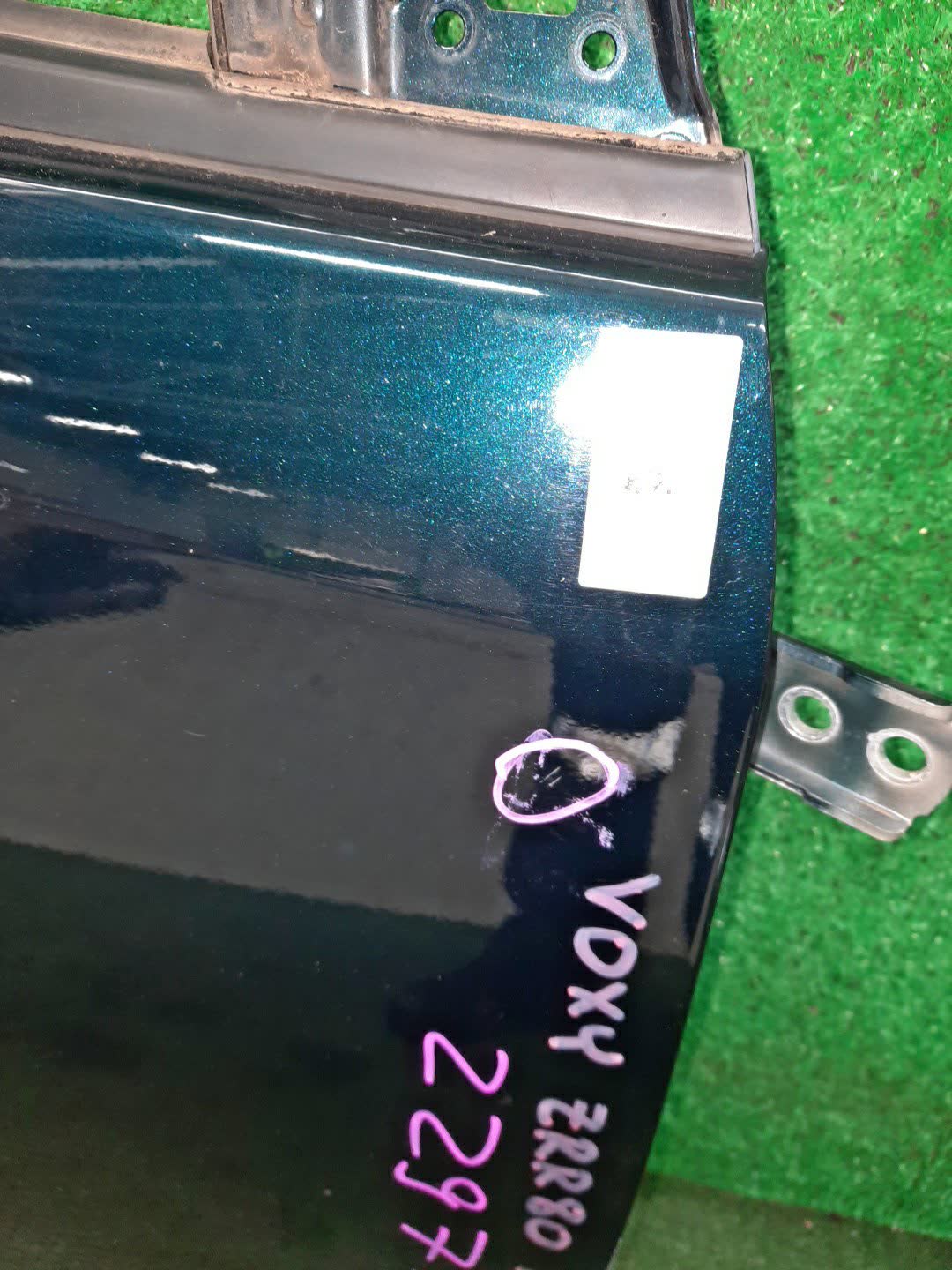 Дверь правая передняя TOYOTA NOAH, VOXY, ESQUIRE ZWR80G, ZRR85W, ZRR80W, ZWR80W, ZRR80G, ZRR85G , 3ZR-FAE 22971 3 ракурс