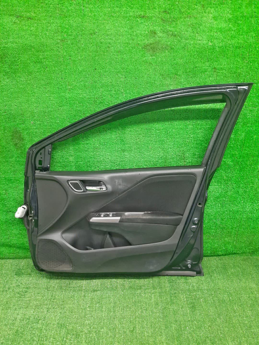 Дверь правая передняя HONDA GRACE GM4, GM5, GM6, GM9 23000 3 ракурс