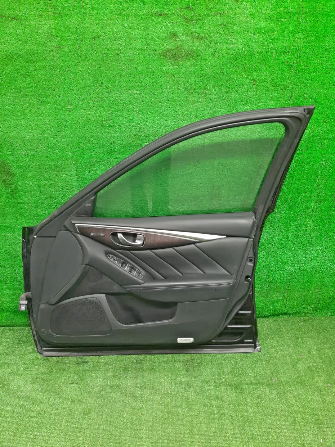 Дверь правая передняя NISSAN SKYLINE HV37 23071 4 ракурс
