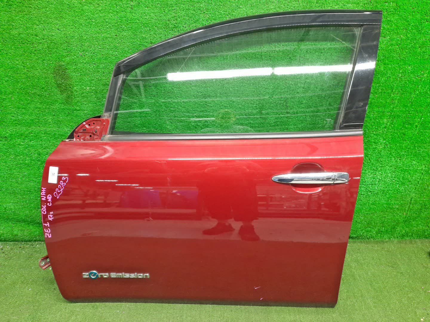 Дверь левая передняя NISSAN LEAF ZE1 23283 1 ракурс