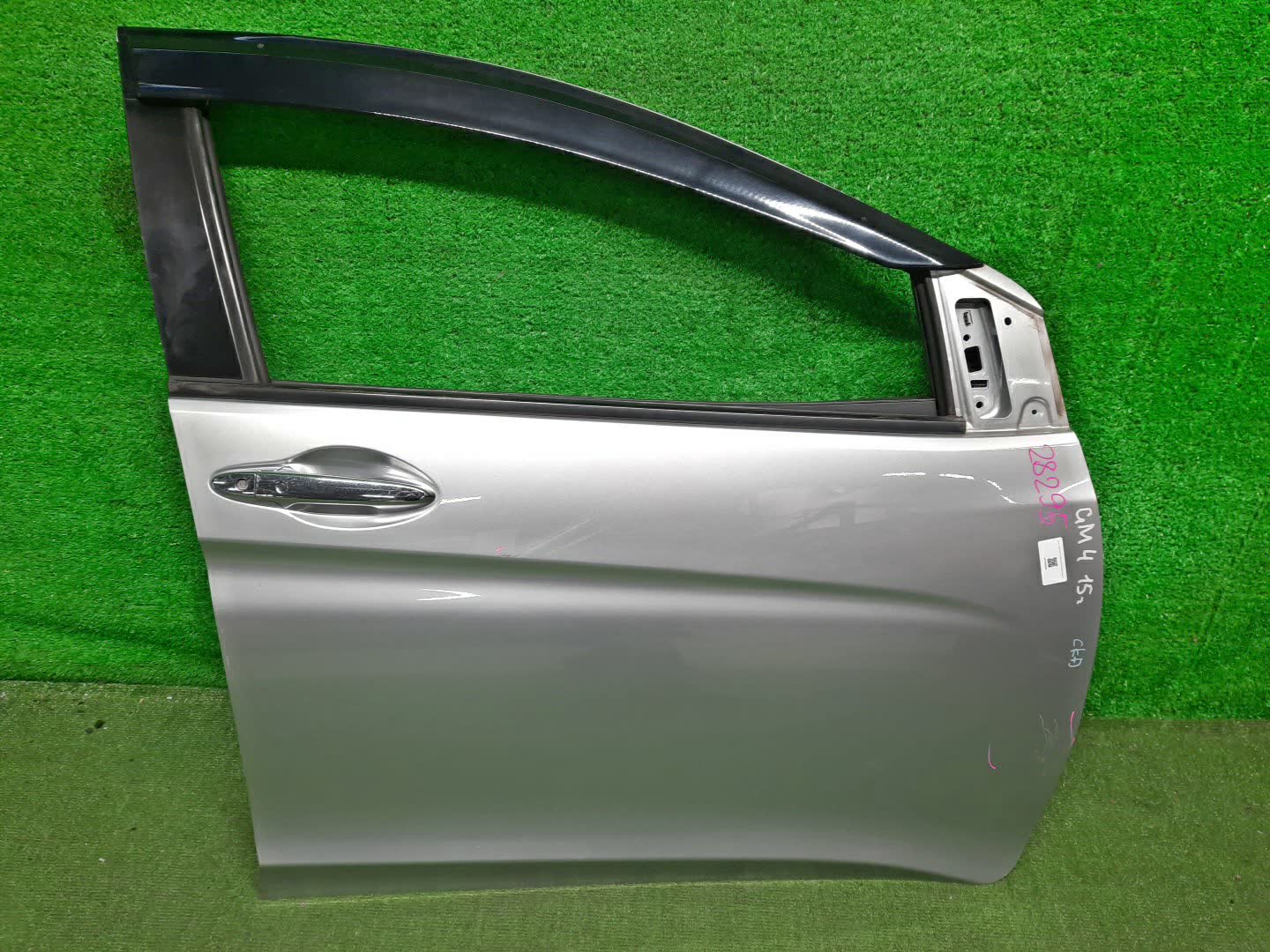 Дверь правая передняя HONDA GRACE GM4, GM5, GM6, GM9 23295 1 ракурс