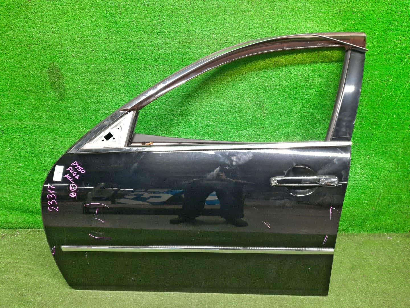 Дверь левая передняя NISSAN FUGA Y50, PNY50, PY50, GY50 23317 1 ракурс Дверь левая передняя NISSAN FUGA Y50, PNY50, PY50, GY50 23317 1 ракурс