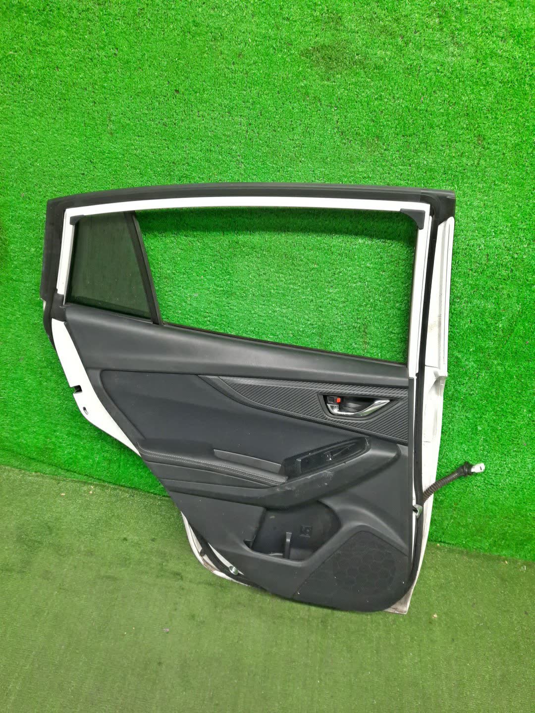 Дверь левая задняя SUBARU IMPREZA GT3, GT2, GT6, GT7 23383 4 ракурс