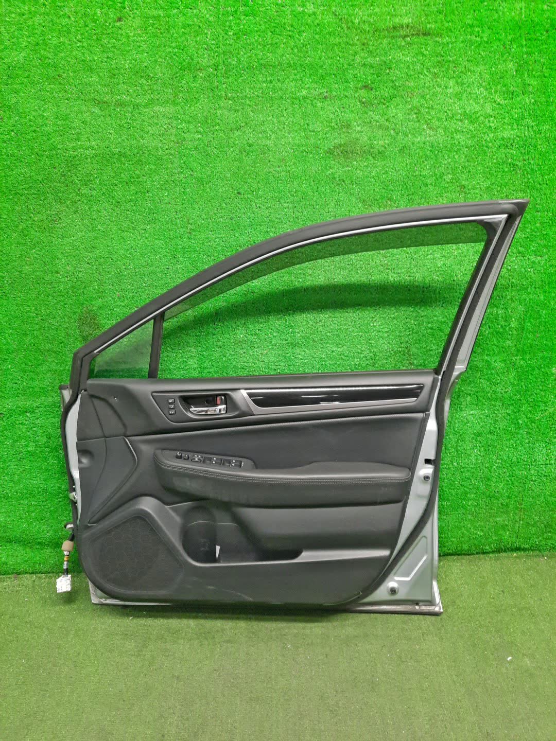 Дверь правая передняя SUBARU OUTBACK BS9 23417 2 ракурс