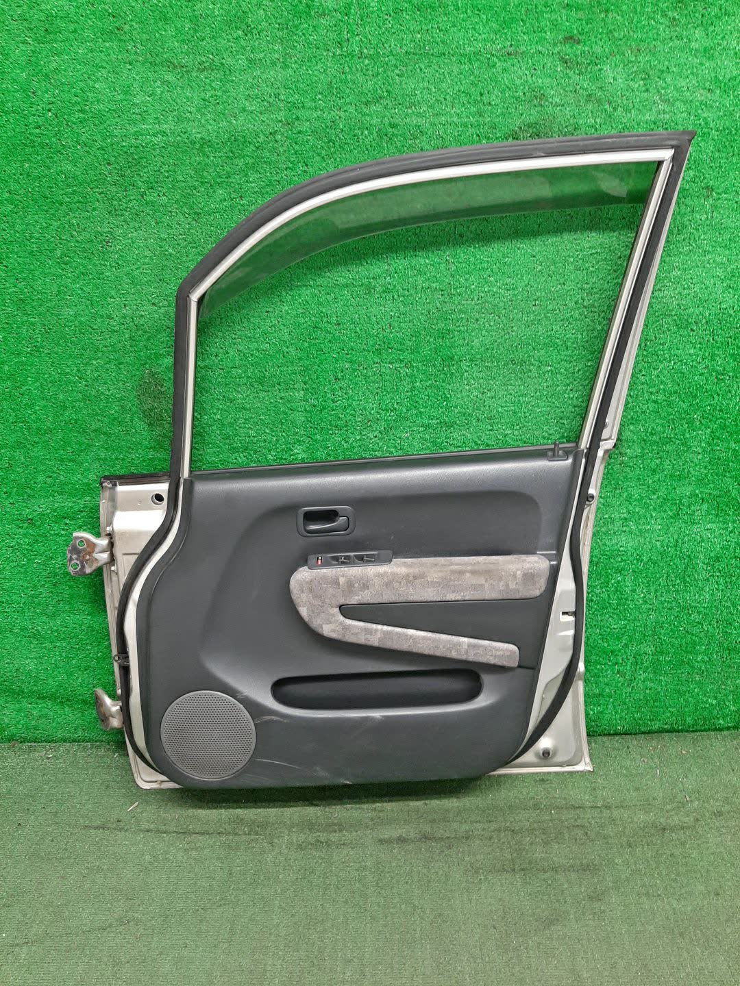 Дверь правая передняя HONDA CAPA GA4, GA6 23518 4 ракурс