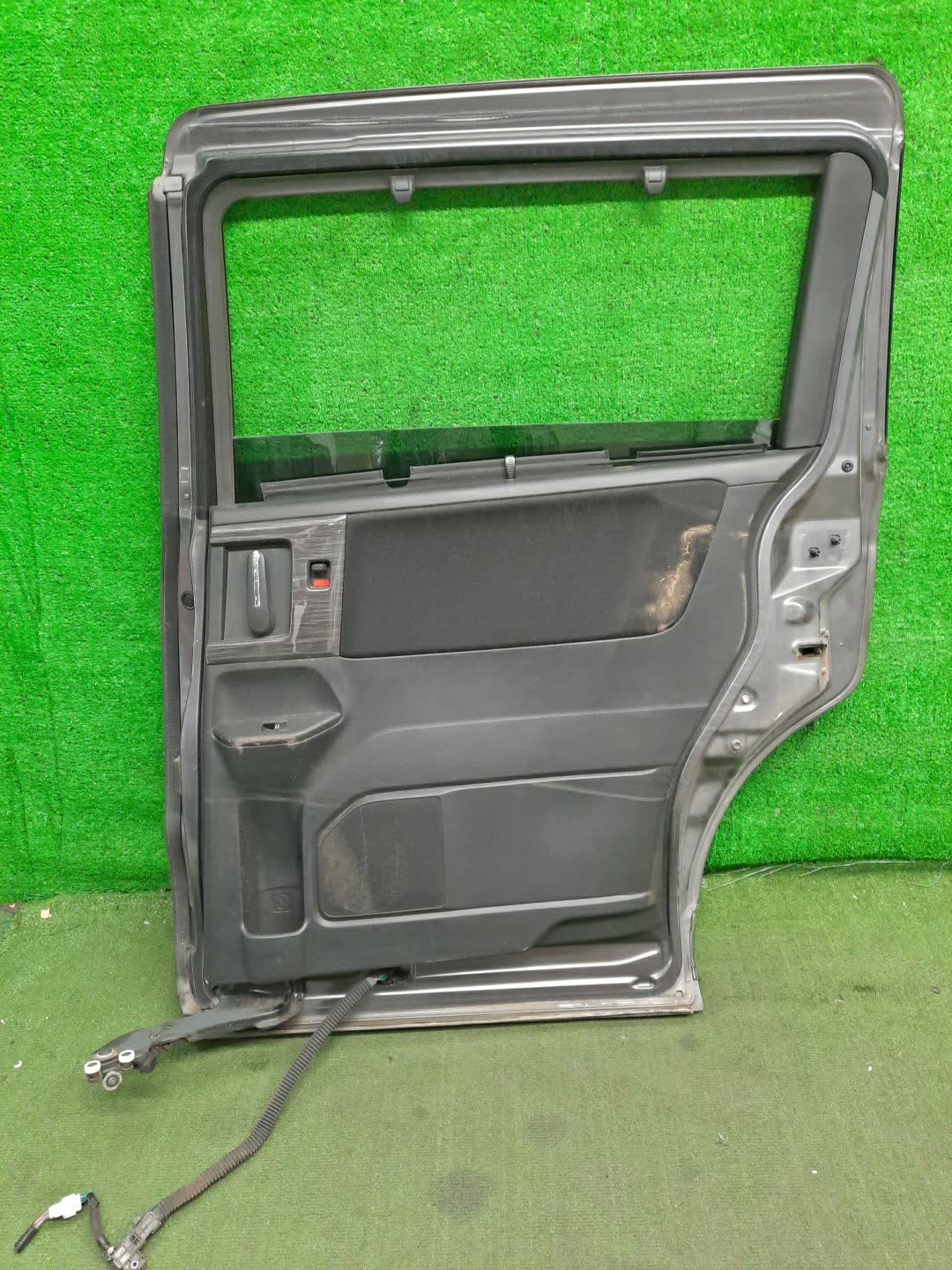 Дверь правая задняя HONDA ODYSSEY RC1 23738 4 ракурс
