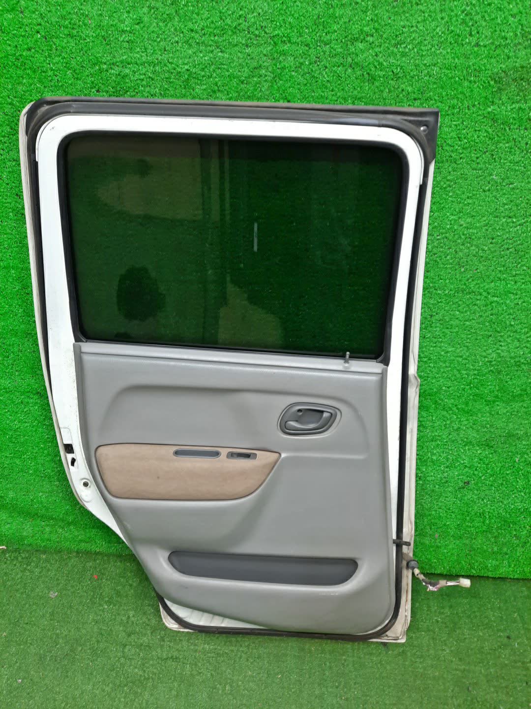 Дверь левая задняя SUZUKI WAGON R PLUS MA63S 23992 5 ракурс