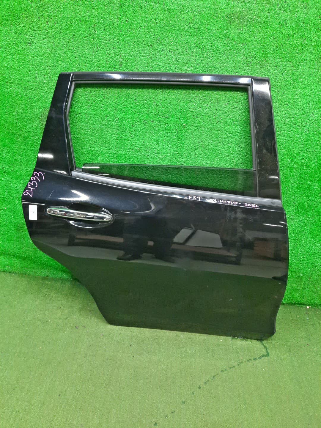 Дверь правая задняя HONDA JADE FR4 24333 1 ракурс Дверь правая задняя HONDA JADE FR4 24333 1 ракурс