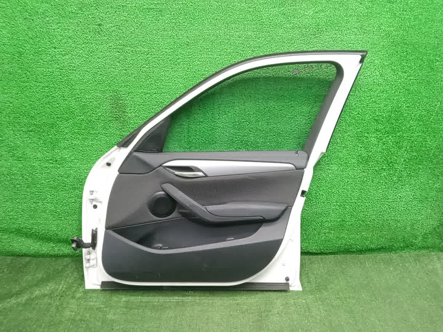 Дверь правая передняя BMW X1 E84 25632 4 ракурс