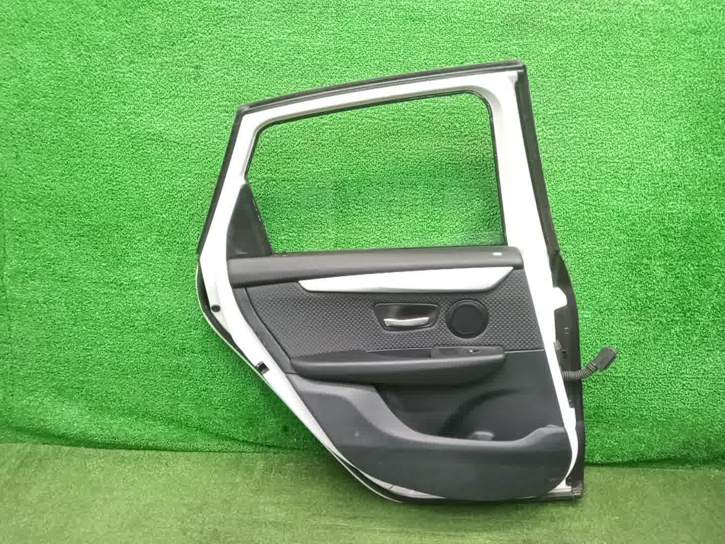 Дверь левая задняя BMW 2-Series Active Tourer F45 25726 3 ракурс
