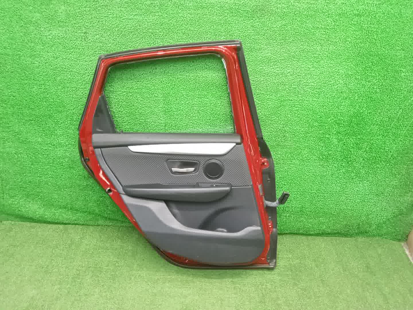 Дверь левая задняя BMW 2-Series Active Tourer F45 25886 3 ракурс