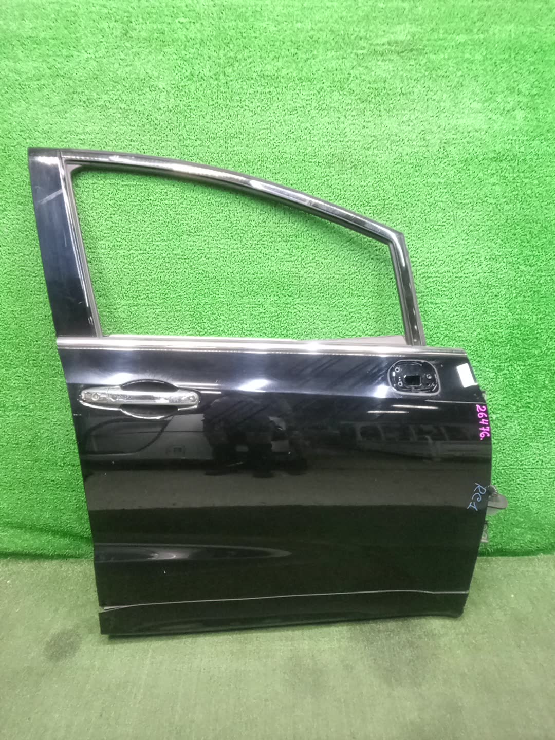 Дверь правая передняя HONDA ODYSSEY RC1 26476 1 ракурс