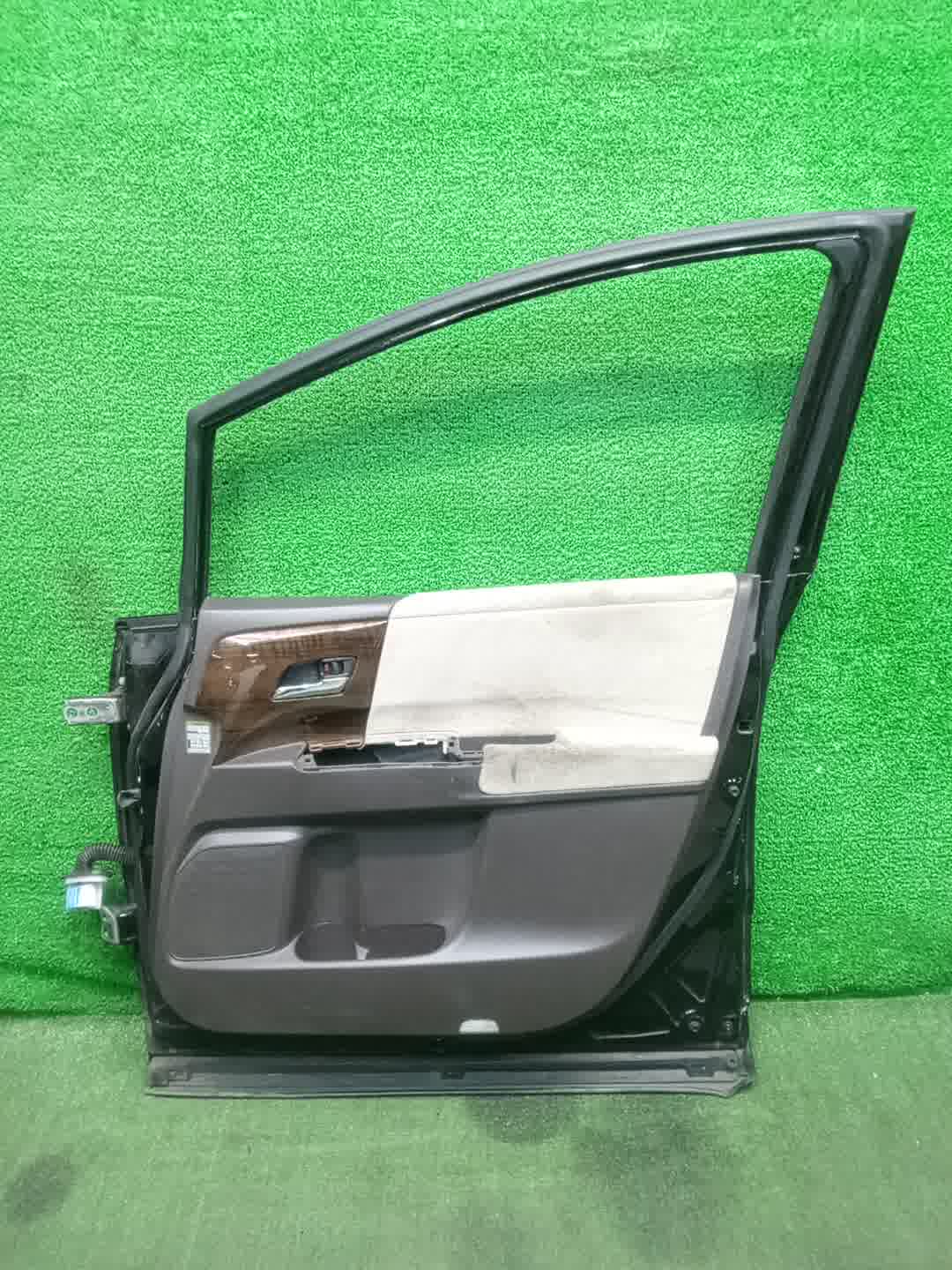 Дверь правая передняя HONDA ODYSSEY RC1 26476 3 ракурс