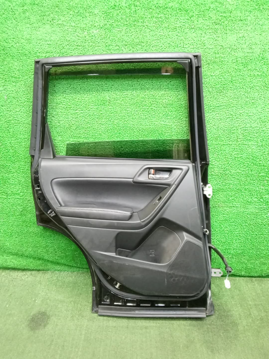 Дверь левая задняя SUBARU FORESTER SJ9, SJ5, SJG 26544 3 ракурс