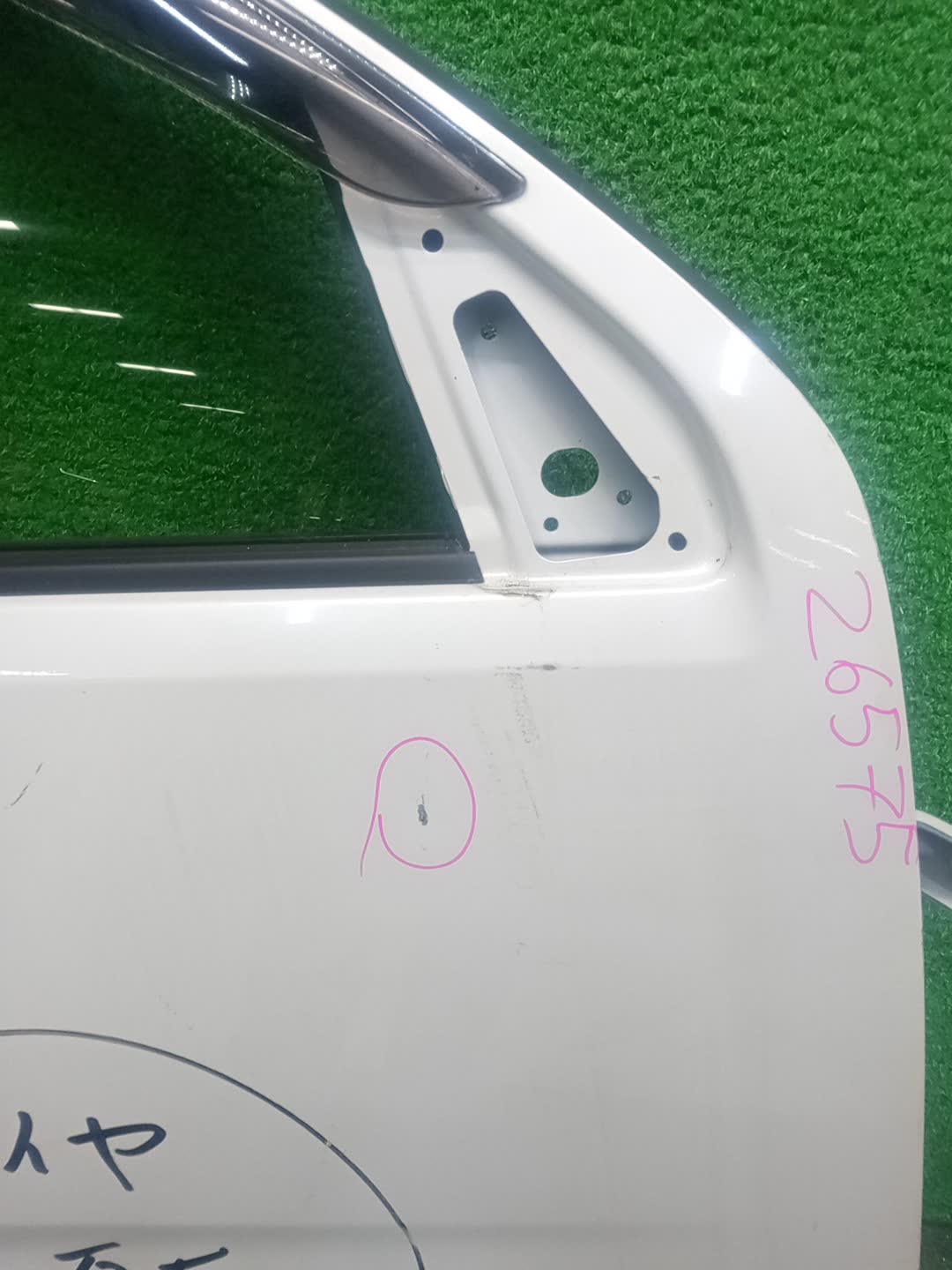 Дверь правая передняя NISSAN NV350 CARAVAN, CARAVAN CW8E26, VW6E26, KS4E26, KS2E26, E26, VW2E26, CW4E26, VR2E26, CS8E26, CS4E26 26575 2 ракурс