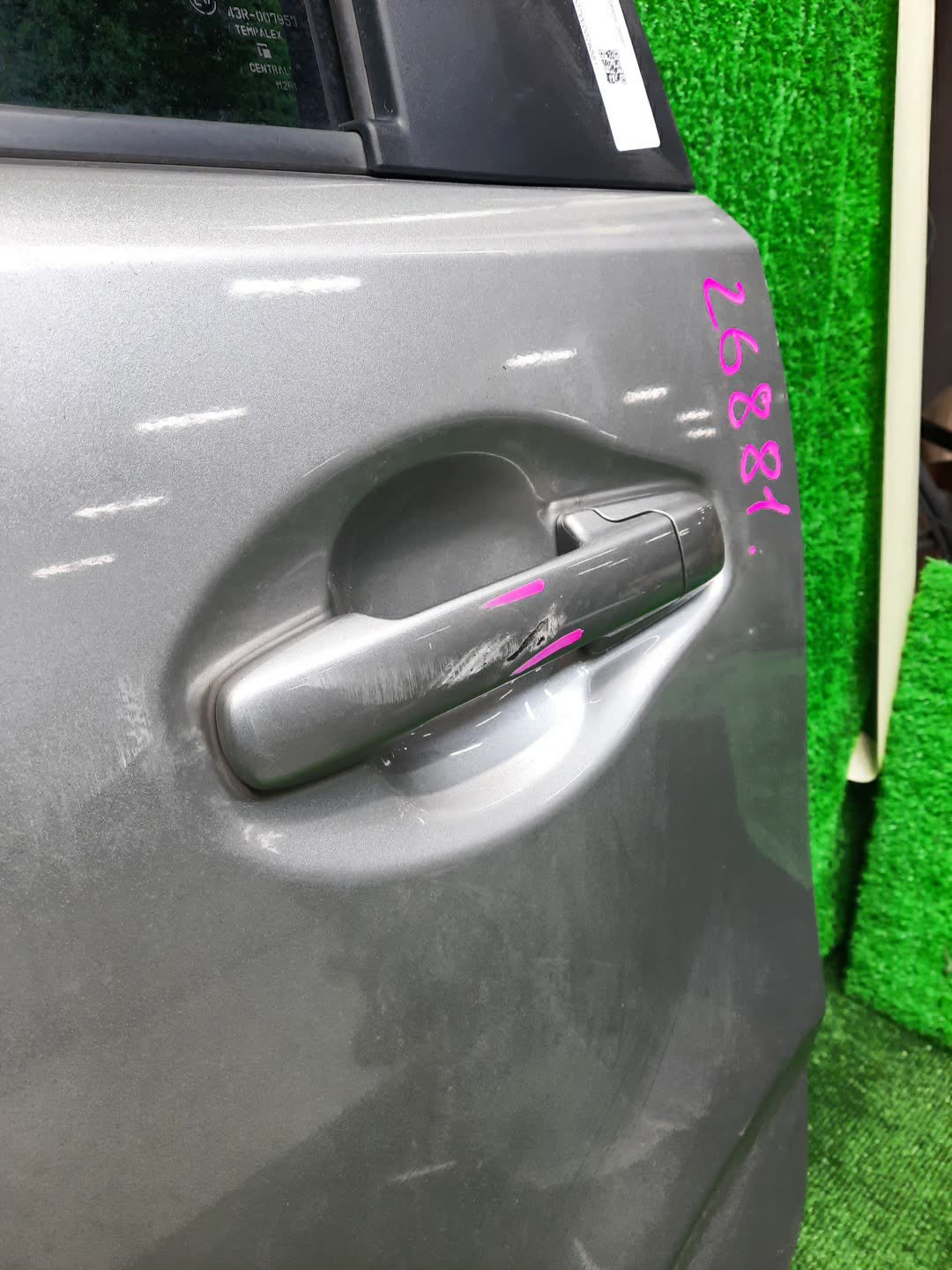 Дверь левая задняя SUZUKI WAGON R MH55S 26881 5 ракурс Дверь левая задняя SUZUKI WAGON R MH55S 26881 5 ракурс