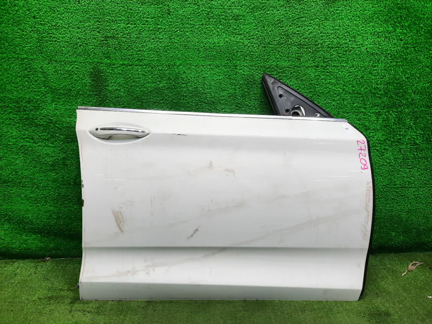 Дверь правая передняя BMW 5-Series Gran Turismo F07 27209 1 ракурс