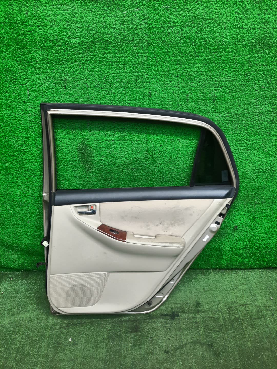 Дверь правая задняя TOYOTA ALLEX, COROLLA RUNX ZZE124, NZE121, NZE120, ZZE122, NZE124, ZZE123 27395 3 ракурс