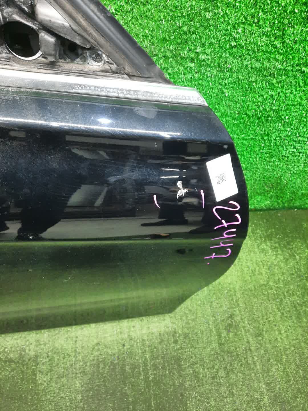 Дверь правая передняя BMW 320d, 335i, 318d, 330d, 335d, 316d, 3-Series, 328i, 320i, 316i F30, F31 27447 2 ракурс