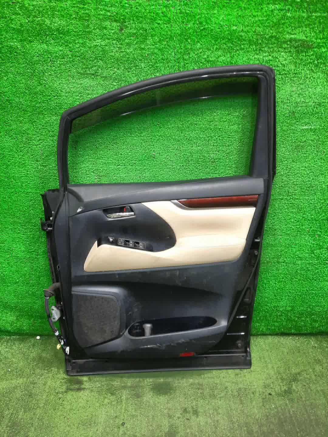 Дверь правая передняя TOYOTA ALPHARD, VELLFIRE AGH35W, AYH30W, AGH30W, GGH30W 27518 4 ракурс