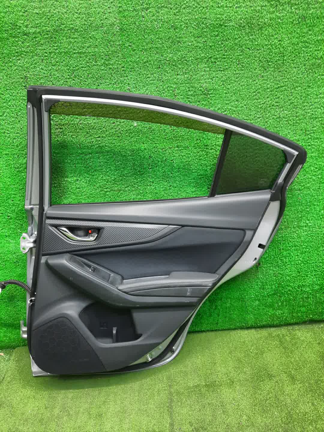 Дверь правая задняя SUBARU IMPREZA GK6, GK7, GK3, GK2 27538 4 ракурс