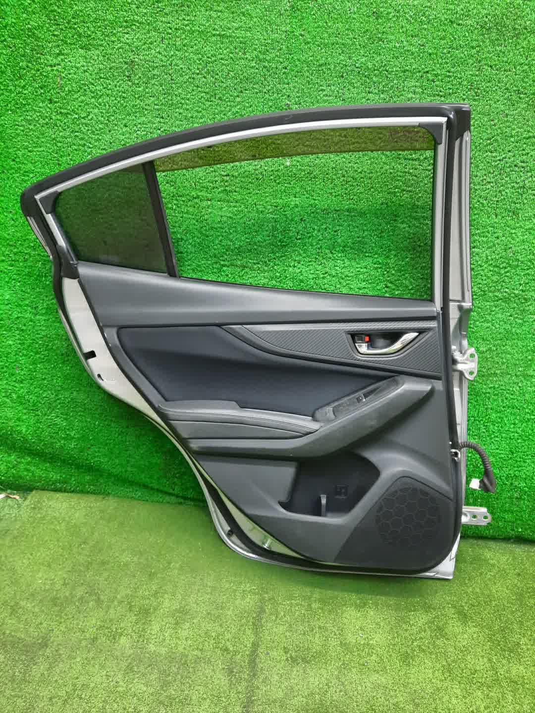 Дверь левая задняя SUBARU IMPREZA GK6, GK7, GK3, GK2 27539 3 ракурс