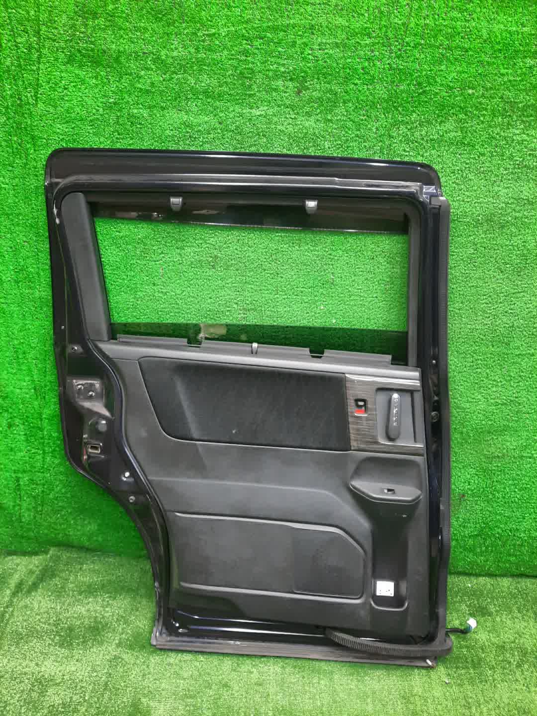 Дверь левая задняя HONDA ODYSSEY RC1 27611 3 ракурс