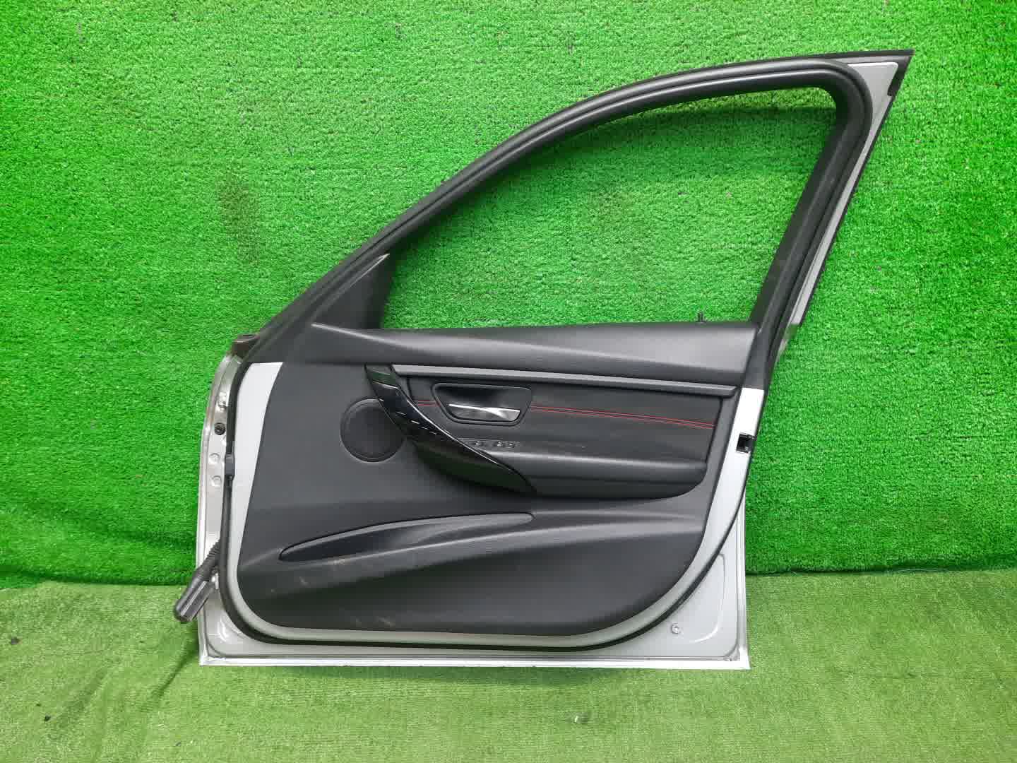 Дверь правая передняя BMW 320d, 335i, 318d, 330d, 335d, 316d, 3-Series, 328i, 320i, 316i F30, F31 27746 3 ракурс