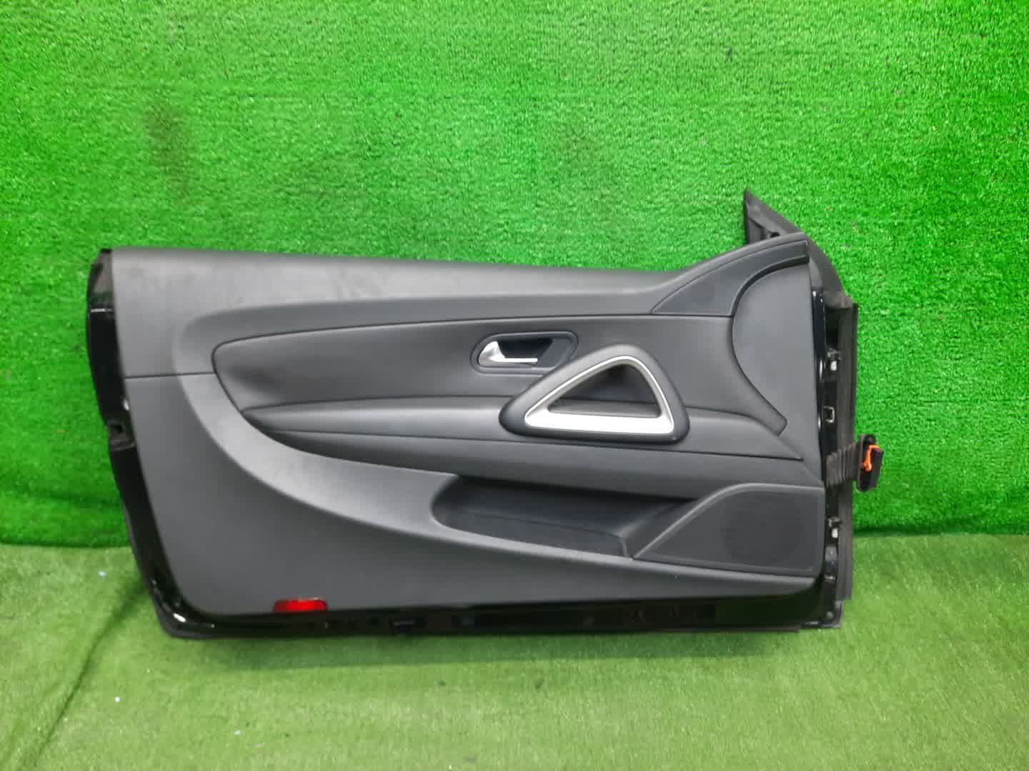 Дверь левая передняя VOLKSWAGEN SCIROCCO 137 27762 3 ракурс