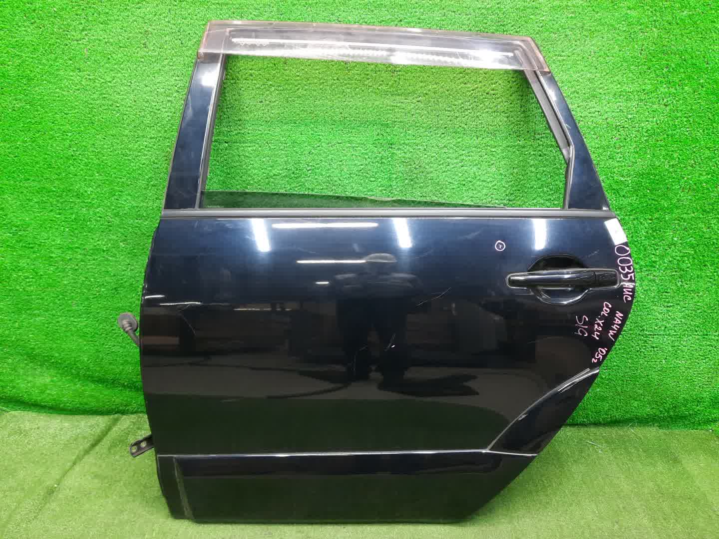 Дверь левая задняя MITSUBISHI GRANDIS NA4W 0035 1 ракурс