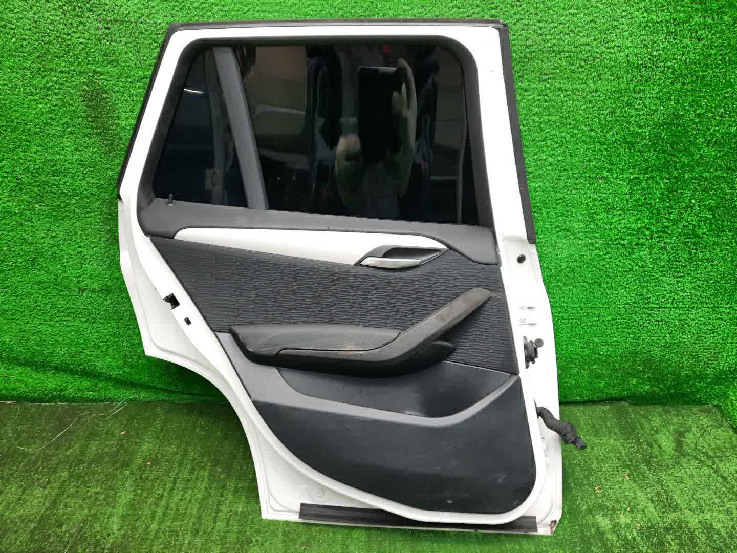 Дверь левая задняя BMW X1 E84 0078 4 ракурс
