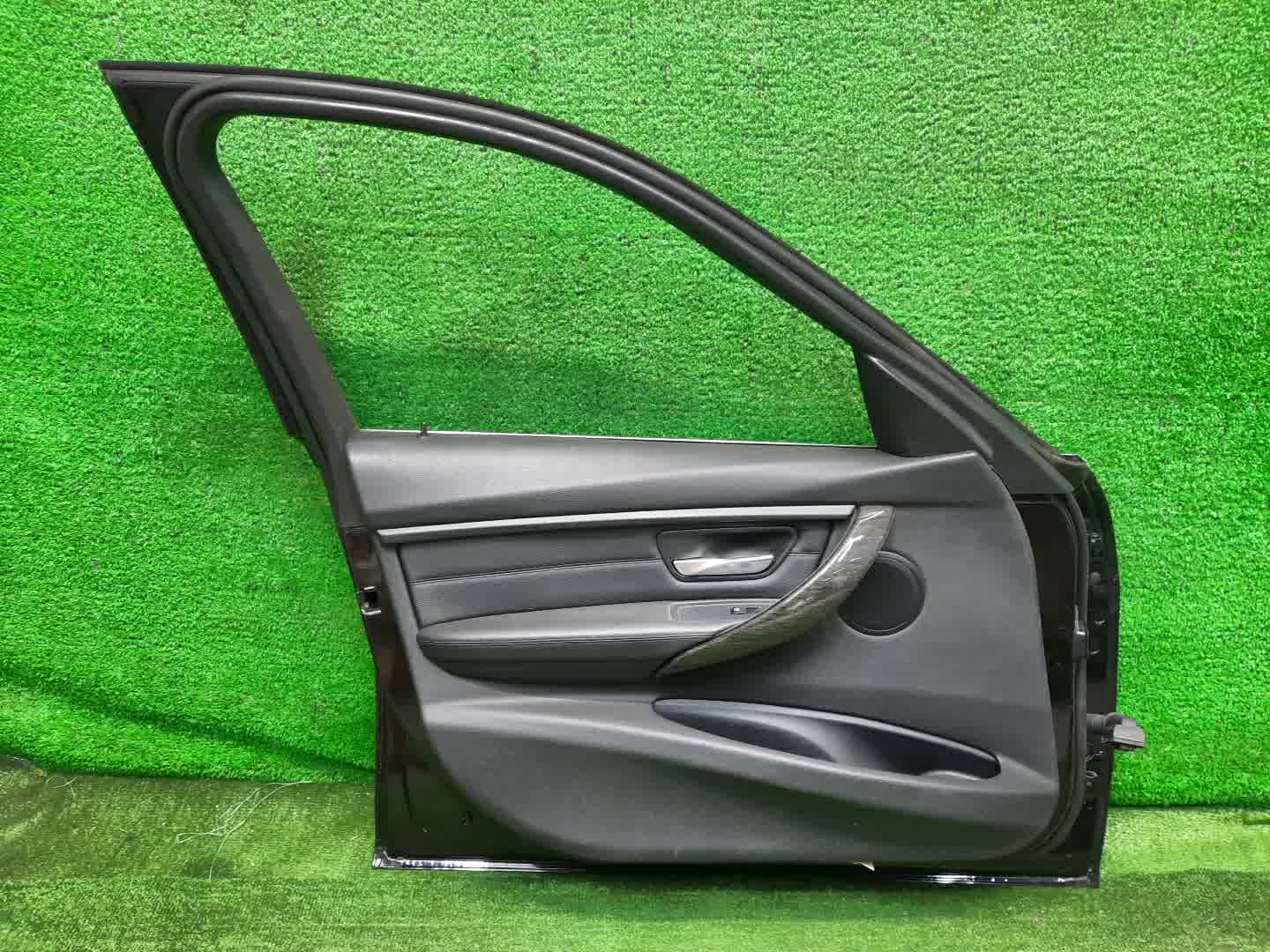 Дверь левая передняя BMW 320d, 335i, 318d, 330d, 335d, 316d, 3-Series, 328i, 320i, 316i F30, F31 0289 3 ракурс