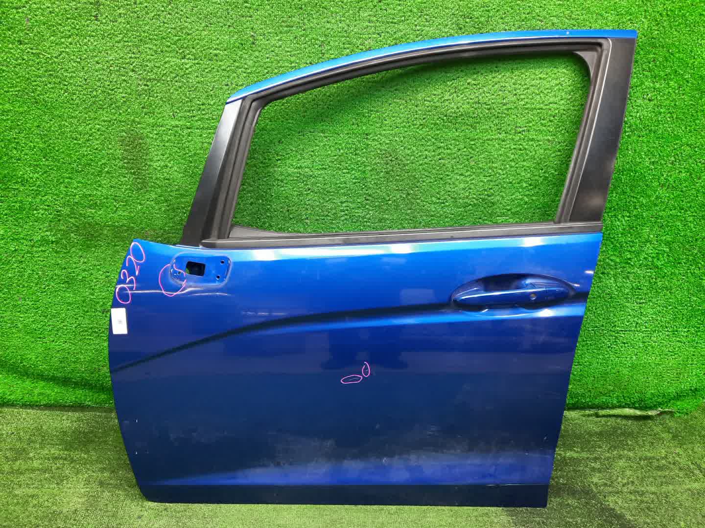 Дверь левая передняя HONDA FIT, SHUTTLE GP6, GP5, GK3, GK5, GK4, GP7, GP8, GK8, GK9 0320 1 ракурс