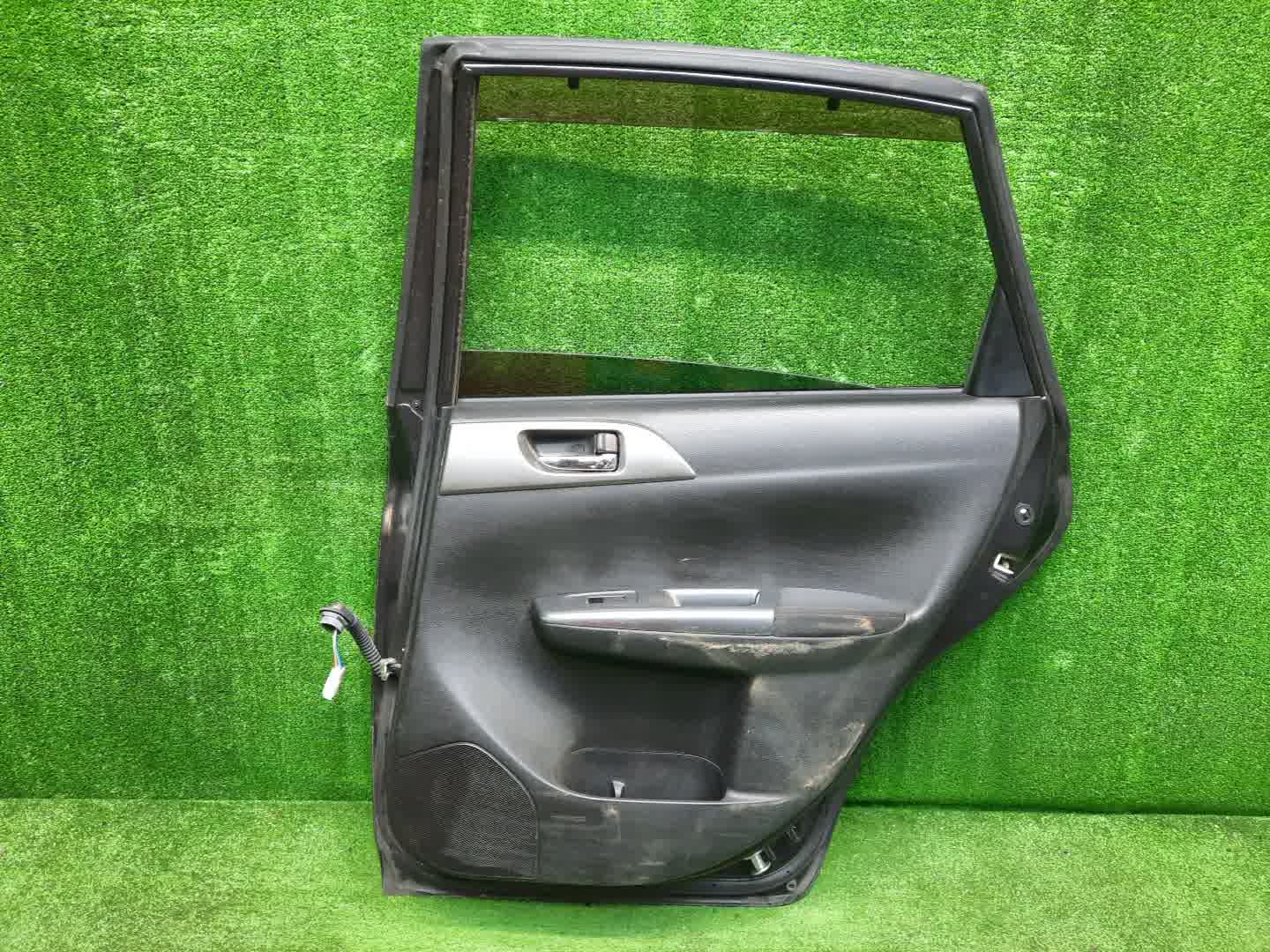 Дверь правая задняя SUBARU IMPREZA XV GH6, GH7, GH2, GH3 0686 3 ракурс
