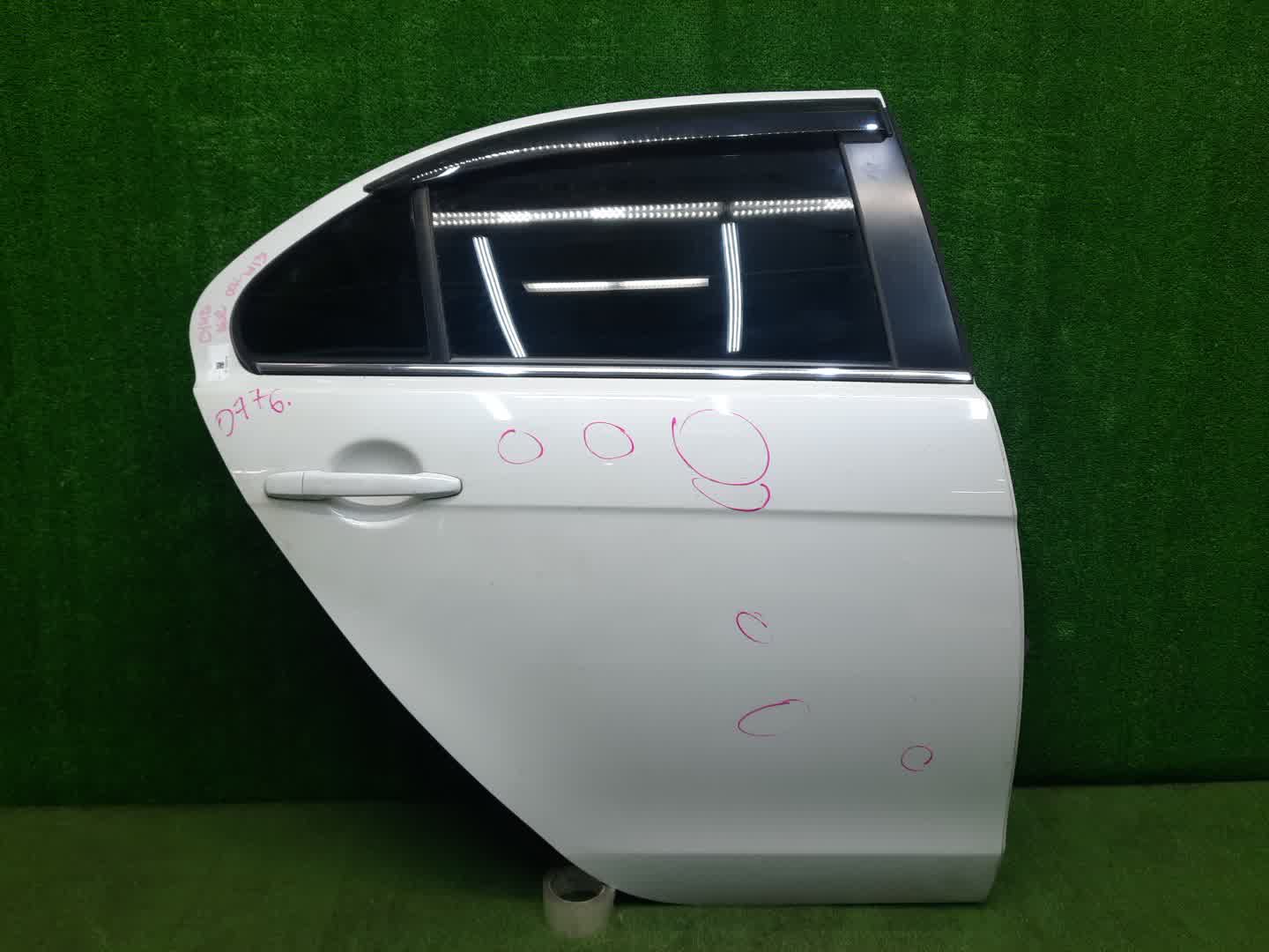 Дверь правая задняя MITSUBISHI LANCER, GALANT FORTIS CY4A, CY2A, CY3A, CY6A, CX6A, CX4A, CX3A 0776 1 ракурс Дверь правая задняя MITSUBISHI LANCER, GALANT FORTIS CY4A, CY2A, CY3A, CY6A, CX6A, CX4A, CX3A 0776 1 ракурс