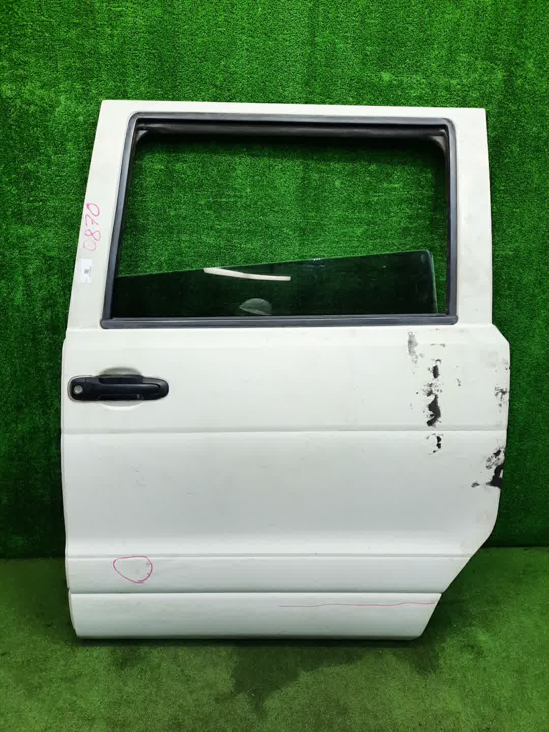 Дверь левая задняя TOYOTA TOWN ACE NOAH, LITE ACE NOAH, NOAH, LITE ACE, TOWN ACE CR40G, SR40G, SR50G, CR50G, CR42V, CR51V, CR41V, KR40V, KR42V, CR52V, KR41V 0870 1 ракурс