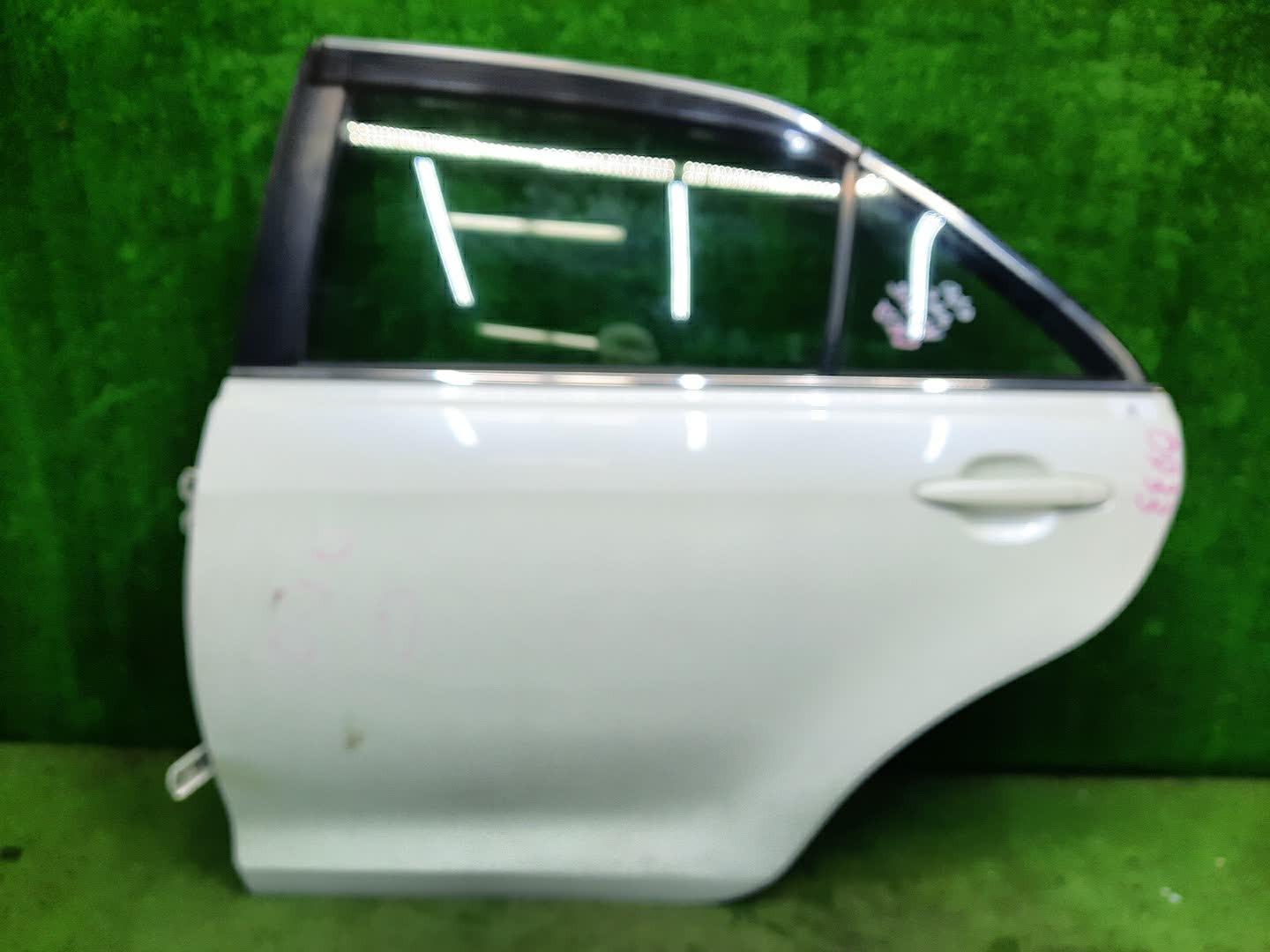 Дверь левая задняя TOYOTA CAMRY, ALTIS AHV40, GSV40, ACV40, ACV45, ACV40N, ACV45N 0933 2 ракурс
