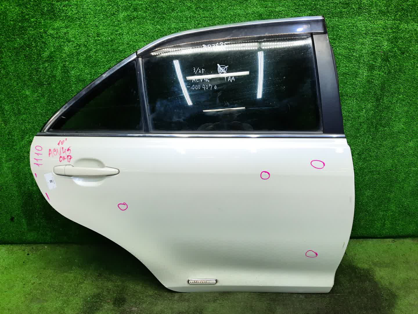 Дверь правая задняя TOYOTA CAMRY, ALTIS AHV40, GSV40, ACV40, ACV45, ACV40N, ACV45N 1110 1 ракурс