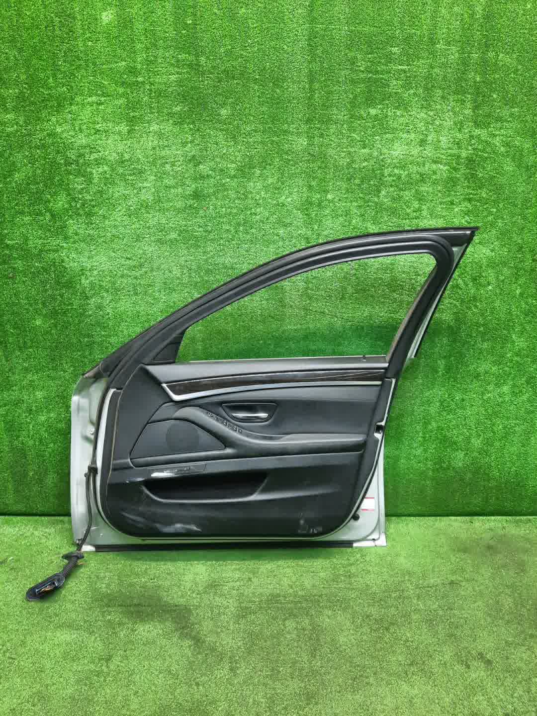 Дверь правая передняя BMW 520d, 525d, 530d, 535d, 550d, 5-Series, 535i, 528i, 530i, 520i, 523i, 550i F11, F10, FZ35, FR35, XG20, FW20, XG28, FP25, FR30, FR44 1424 2 ракурс