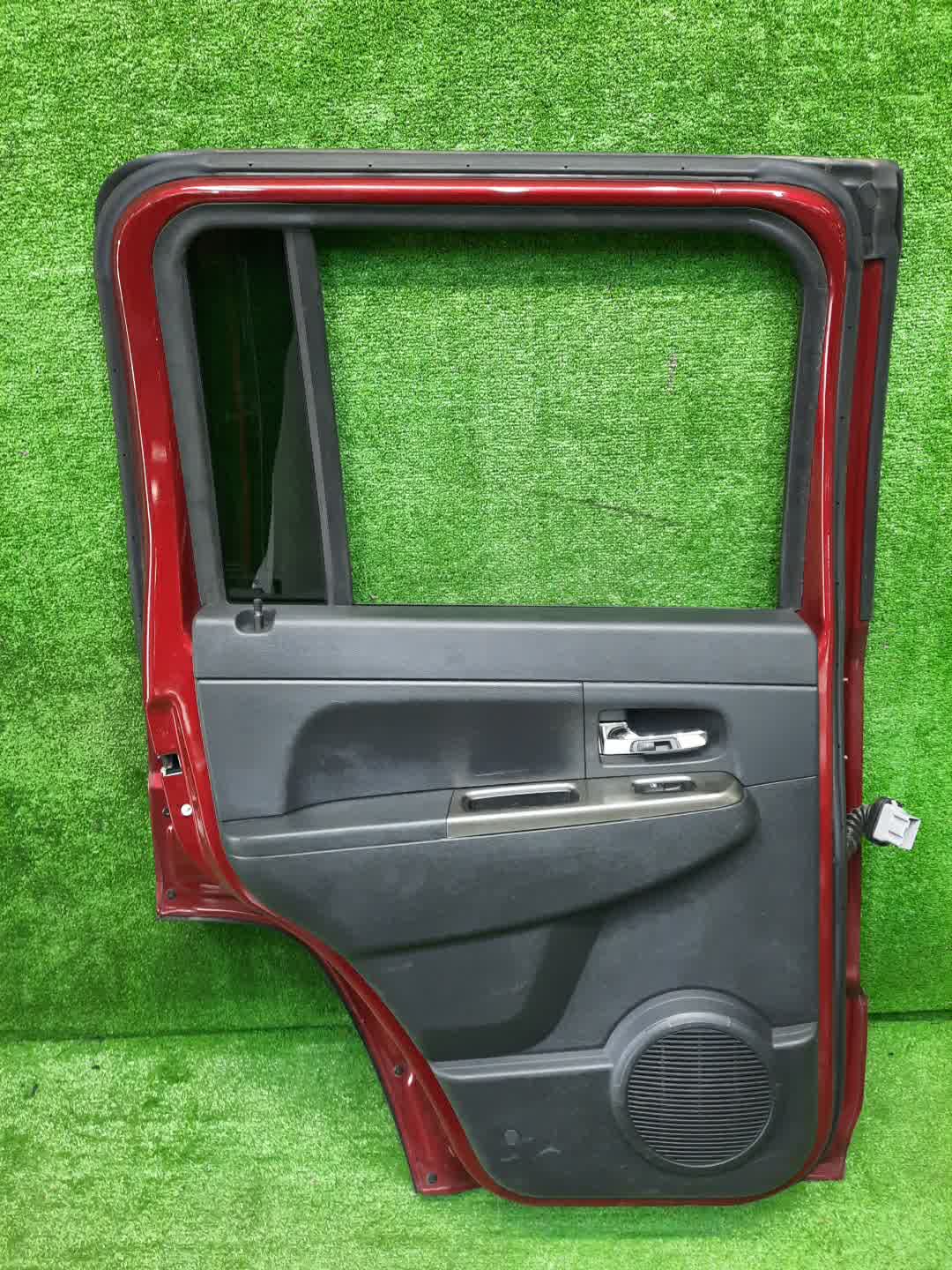 Дверь левая задняя JEEP CHEROKEE KK 1574 4 ракурс