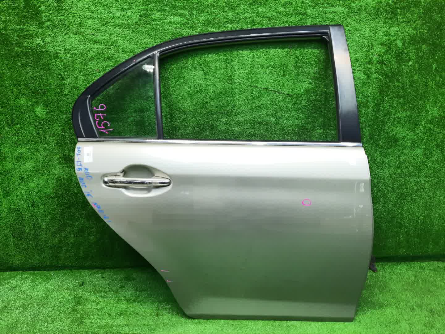 Дверь правая задняя TOYOTA COROLLA  AXIO NZE161, NZE164, NRE161, NKE165, ZRE162, NRE160 1576 1 ракурс