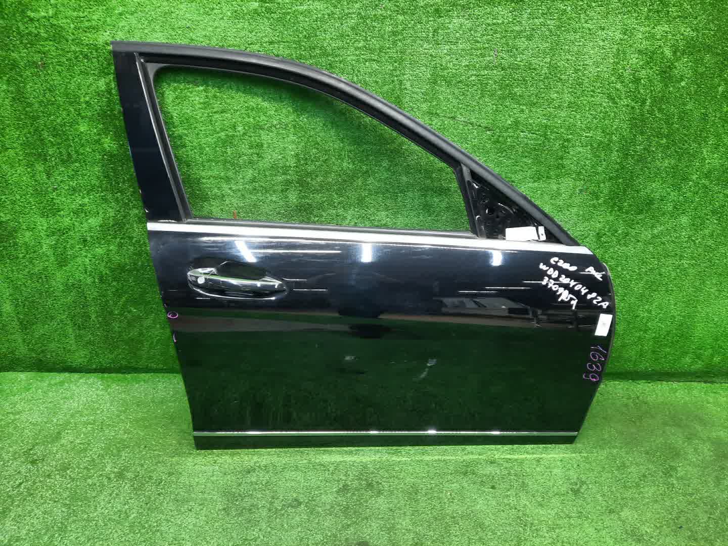 Дверь правая передняя MERCEDES-BENZ C-Class 204041, S204, 204248, 204241, 204254, W204.054, S204.254, 204249, 204049, W204.046, 204054, 204257, 204057, 204048, W204.048, W204.056, S204.256, 204047, 204077, 204052, 204277, 204247, 204252, 204507, W204 Дверь правая передняя MERCEDES-BENZ C-Class 204041, S204, 204248, 204241, 204254, W204.054, S204.254, 204249, 204049, W204.046, 204054, 204257, 204057, 204048, W204.048, W204.056, S204.256, 204047, 204077, 204052, 204277, 204247, 204252, 204507, W204