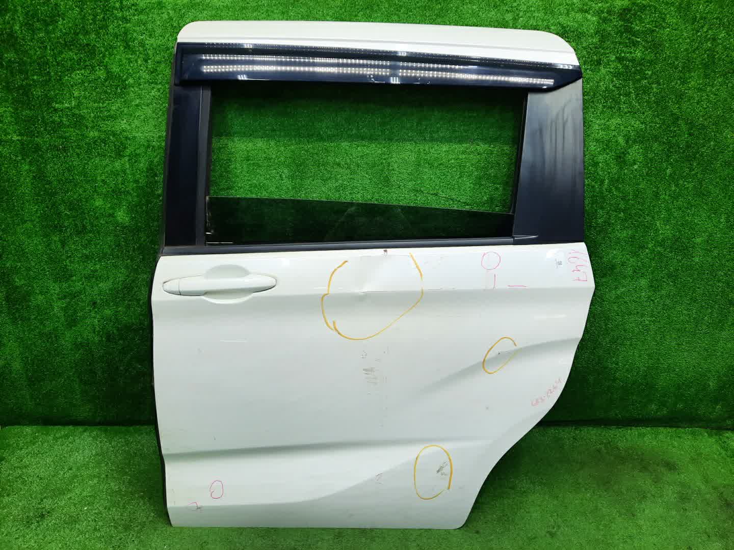 Дверь левая задняя HONDA FREED+, FREED GB5, GB6, GB7, GB8 1647 1 ракурс