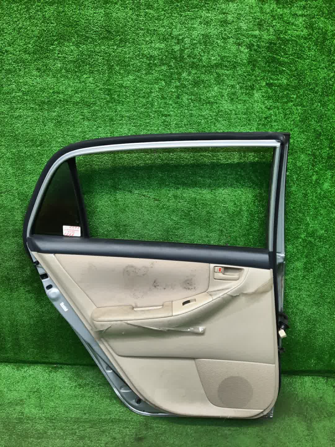 Дверь левая задняя TOYOTA ALLEX, COROLLA RUNX ZZE124, NZE121, NZE120, ZZE122, NZE124, ZZE123 1727 5 ракурс