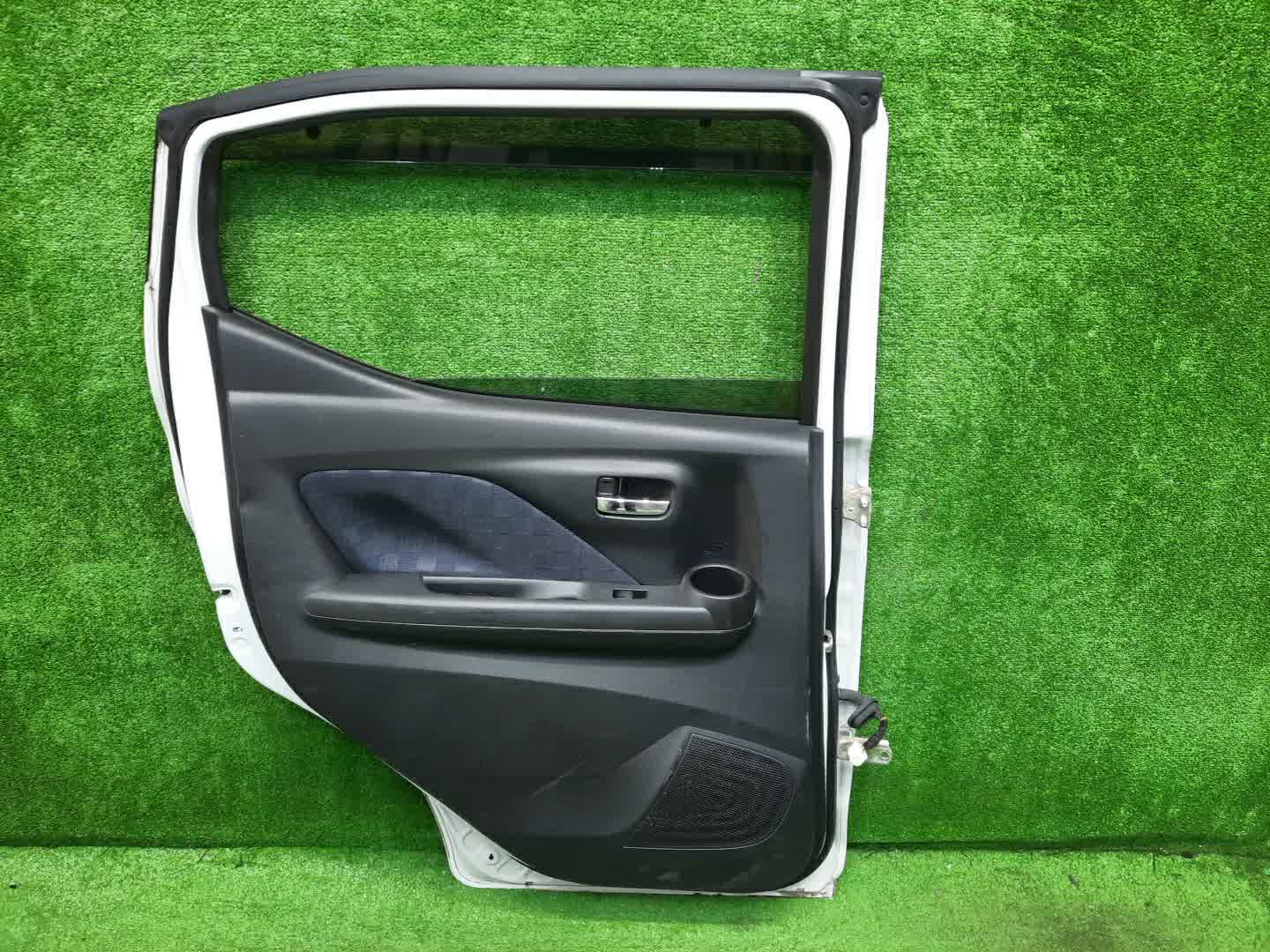 Дверь левая задняя NISSAN DAYZ B45W, B43W, B46W, B47W, B48W, B44W 1744 3 ракурс